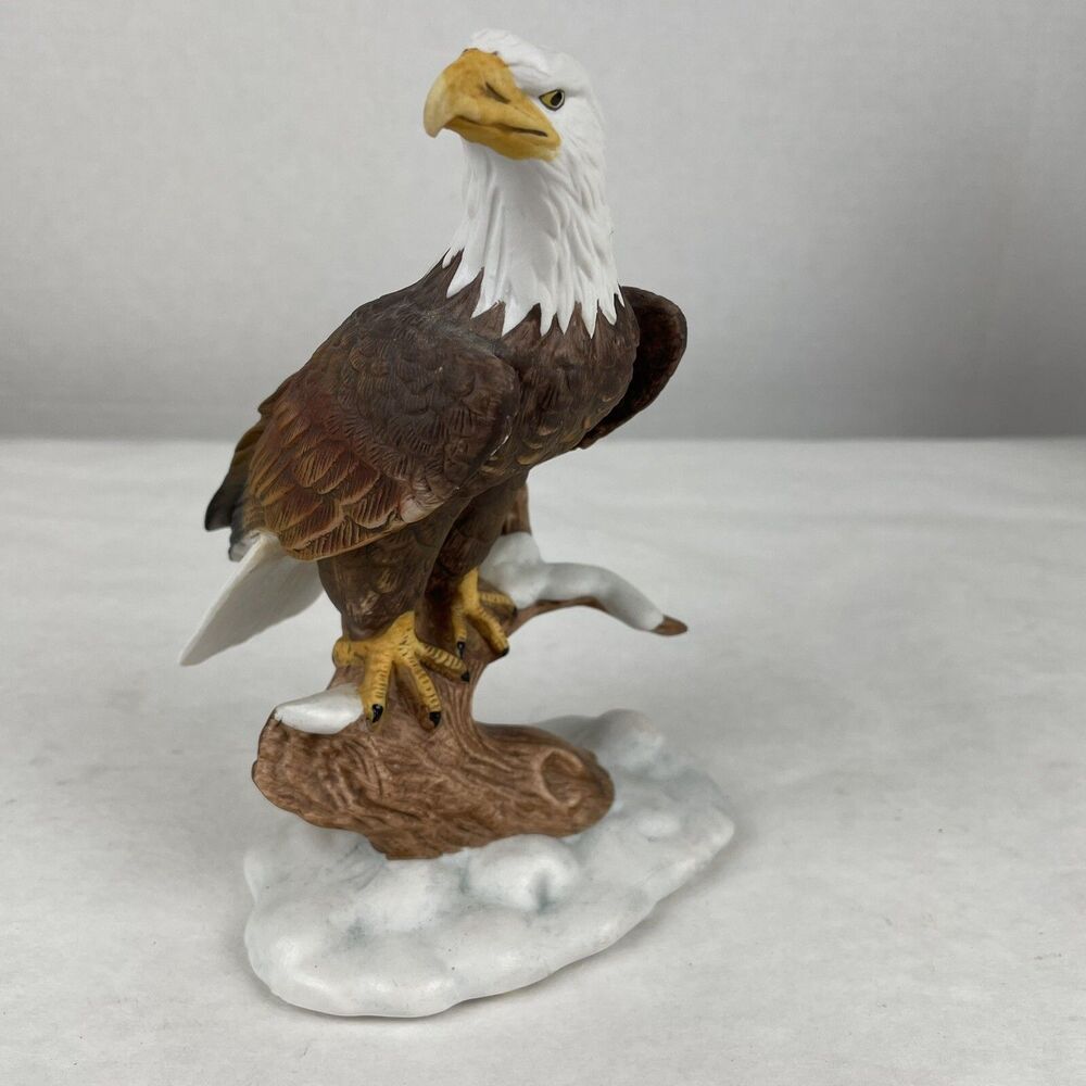 Vintage Porcelain Perched Bald Eagle Figurine Statue Desk Shelf 6” Unbranded